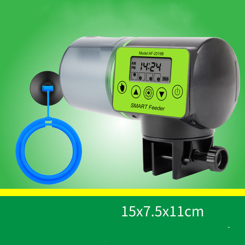 Large capacity fish feeder