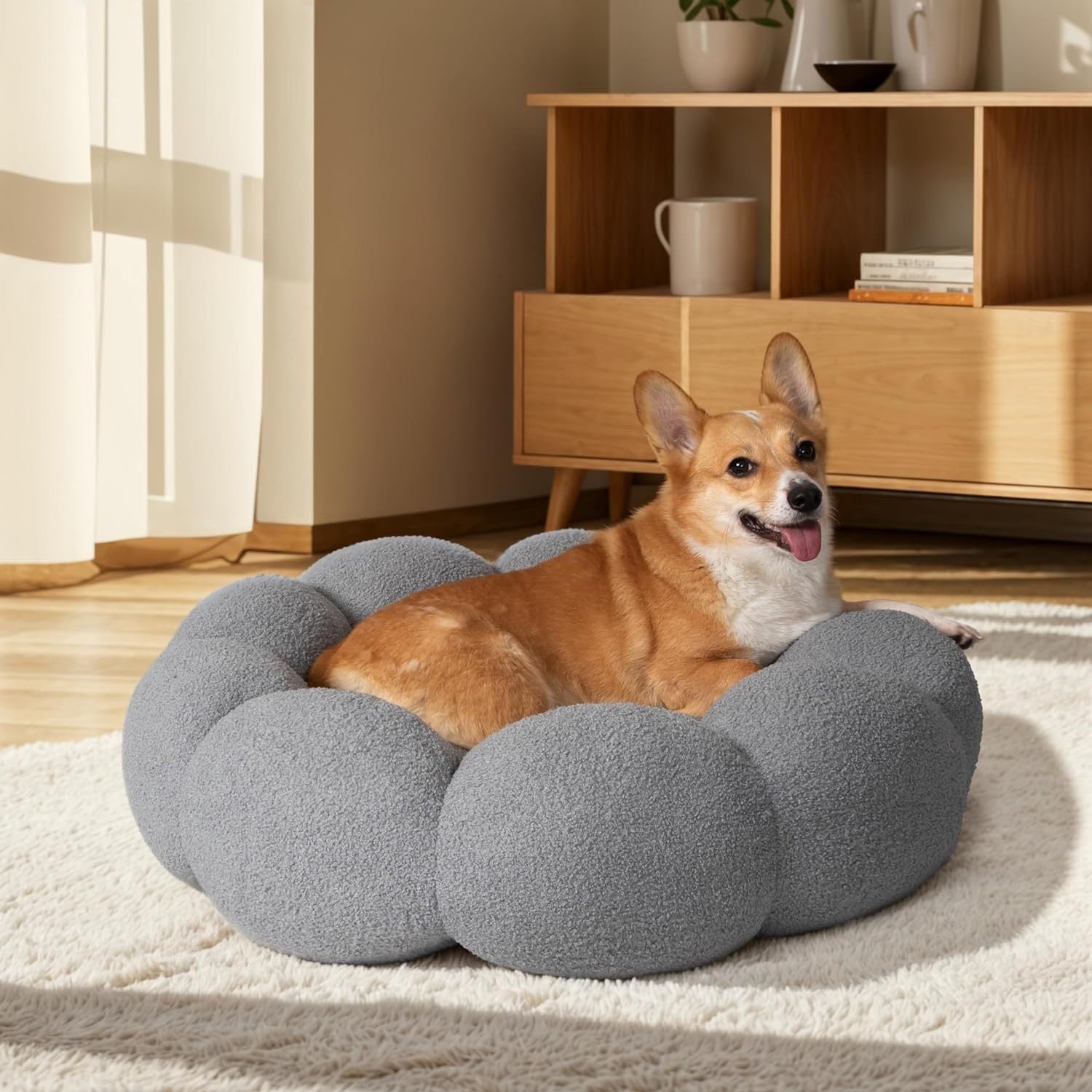 Fluffy Flower Pet Bed