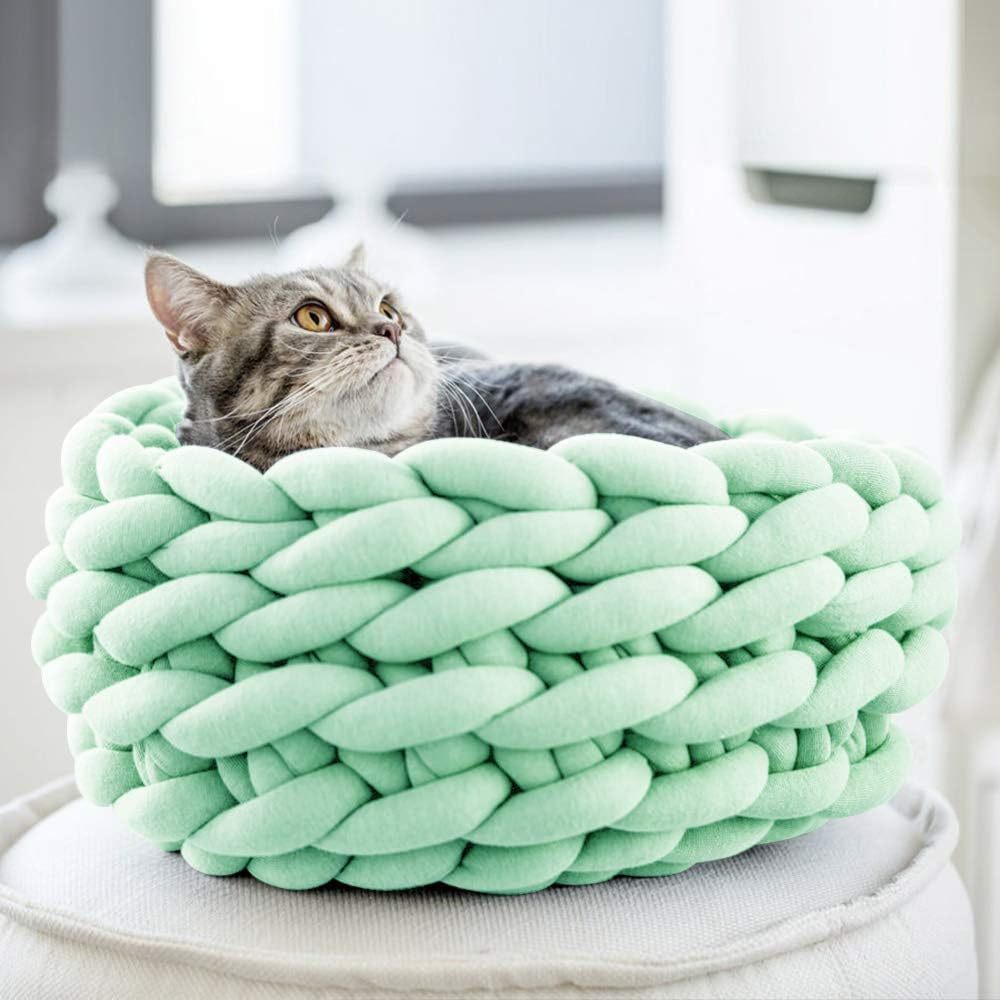 Knitted Round Pet Bed